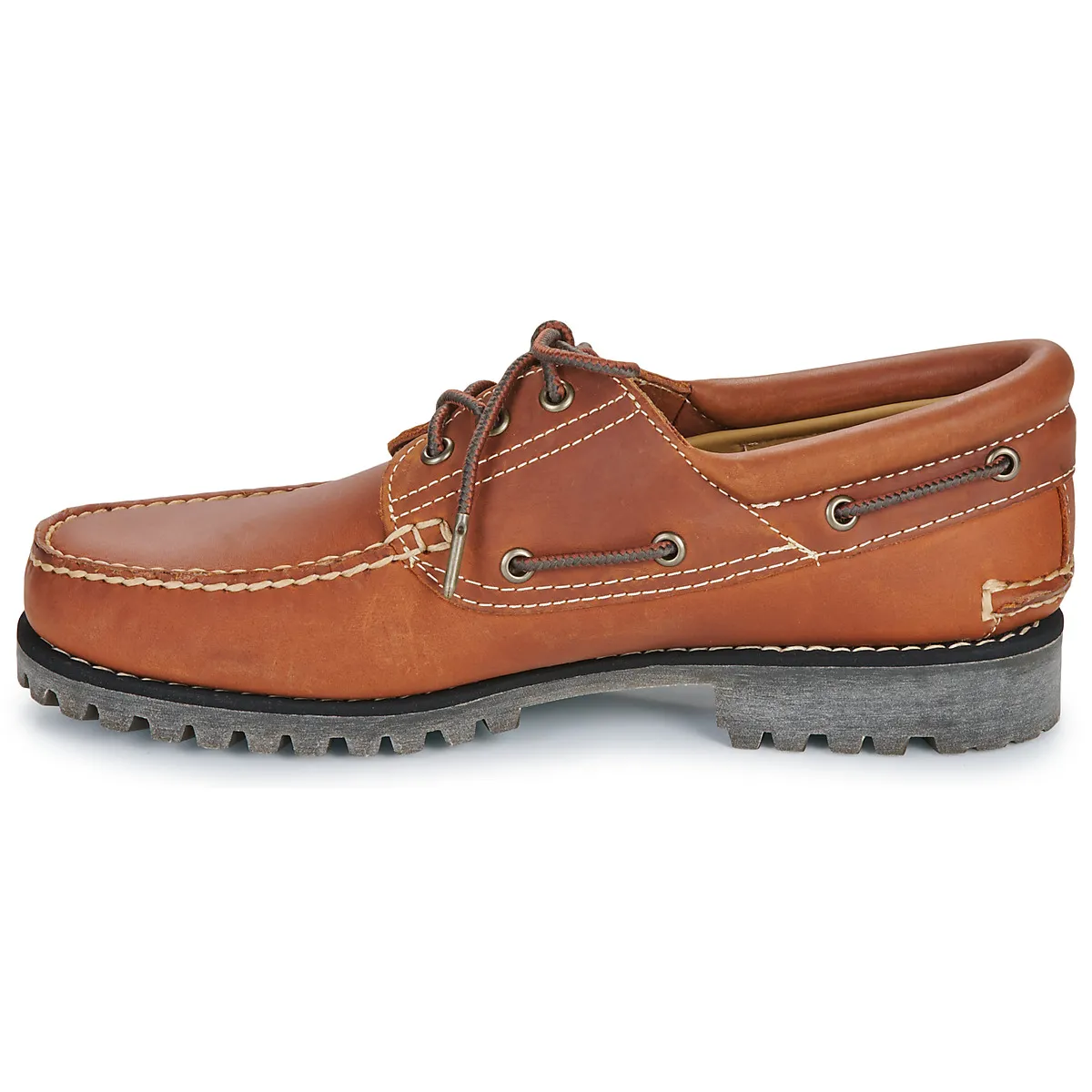 AUTHENTIC BOAT SHOE