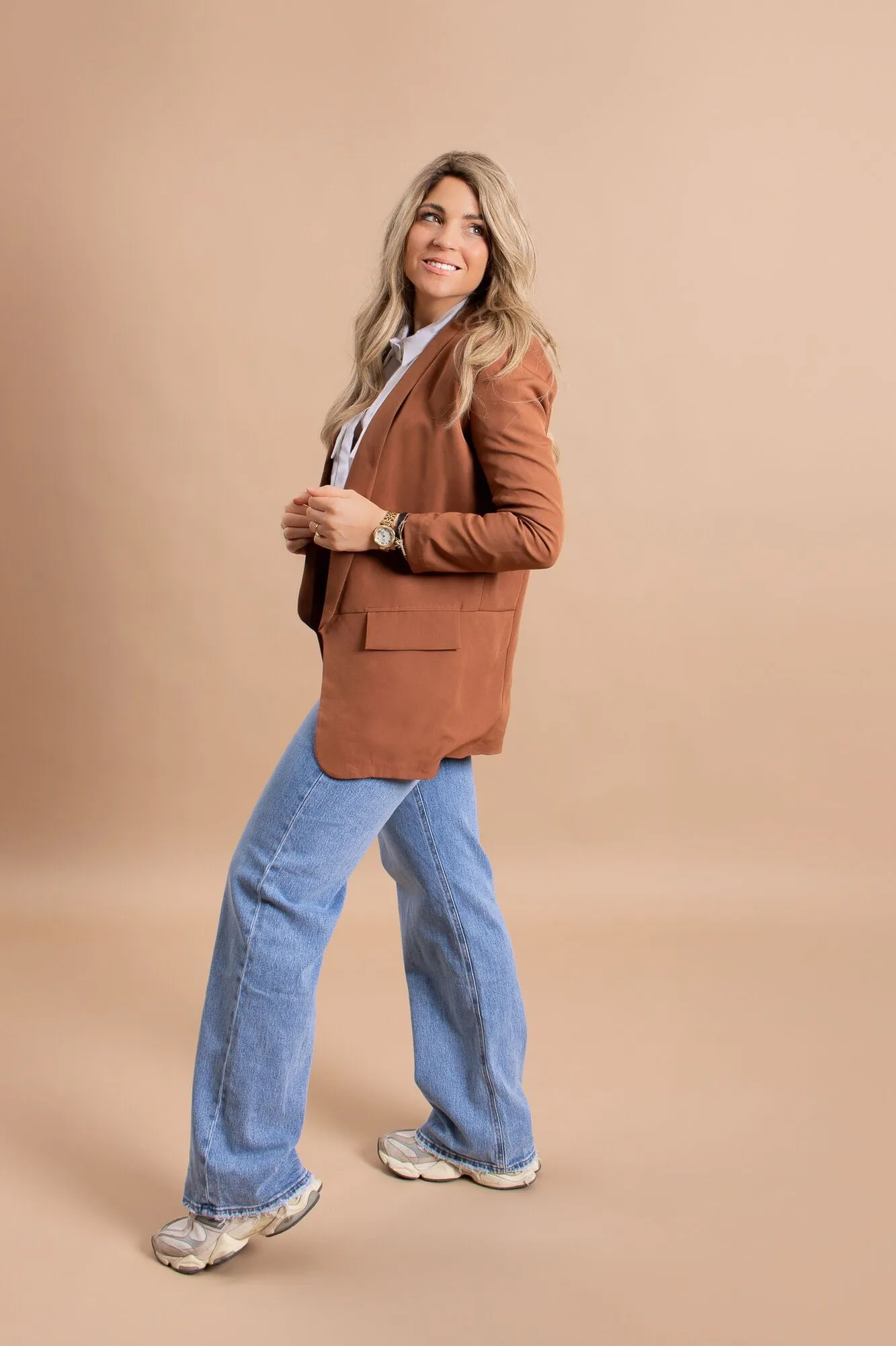 By Hilke Blazer Lola Camel