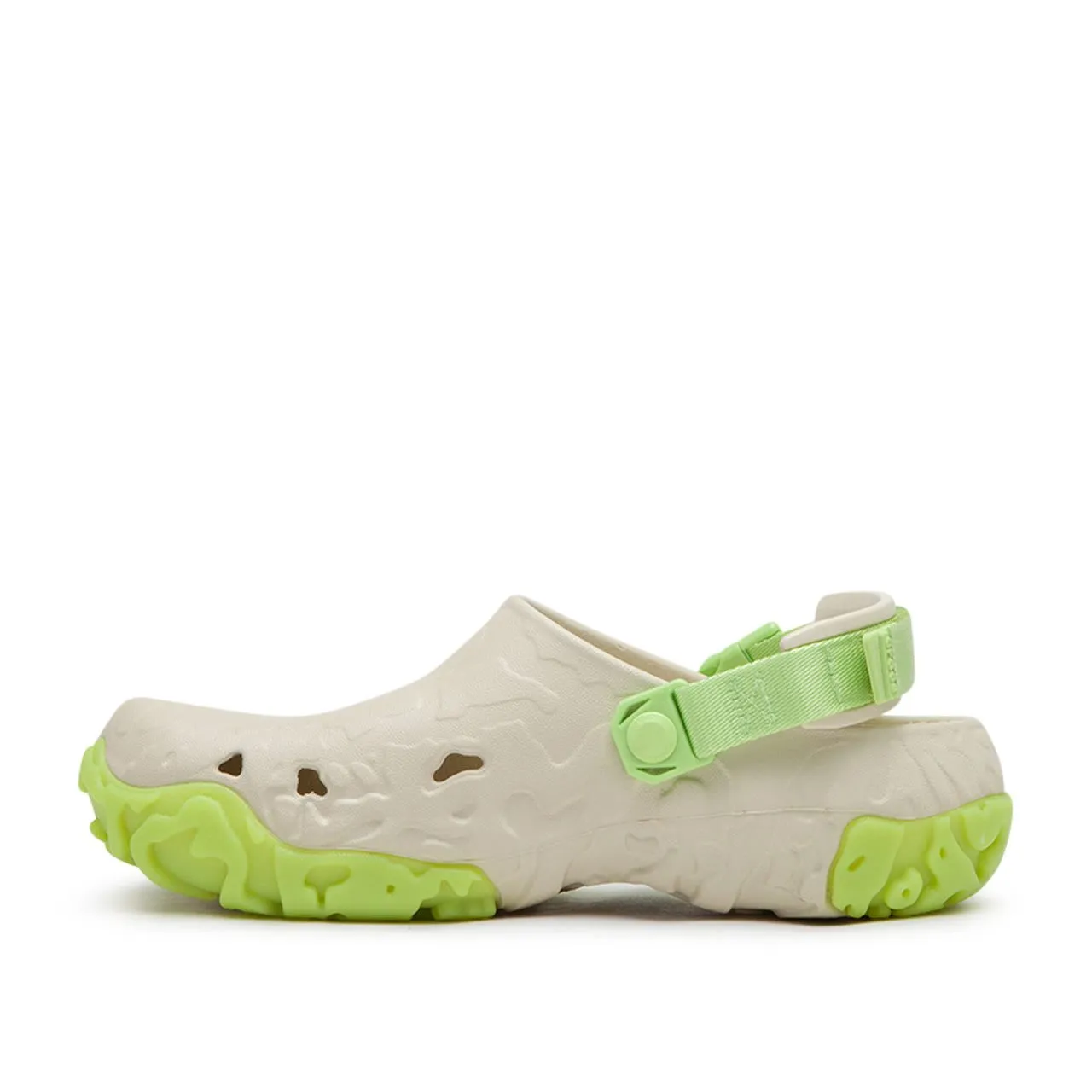 Crocs All Terrain Atlas Clog (Beige / Green)