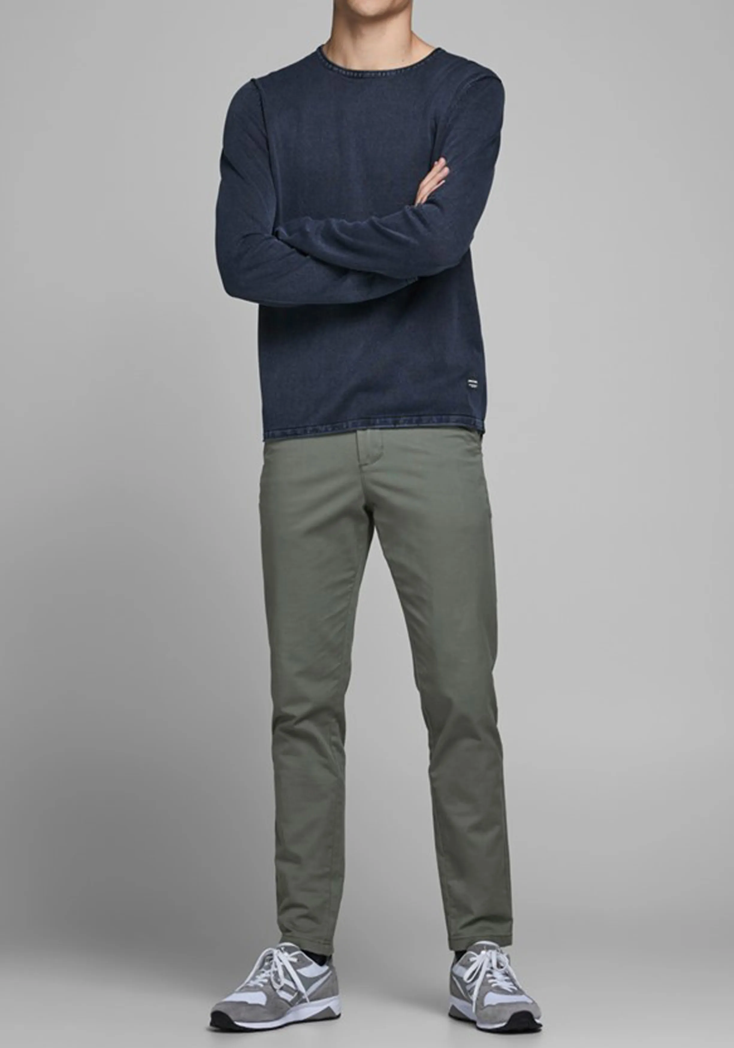 JACK & JONES SLIM FIT TRUI KATOEN, OHALS, VERWASSEN DONKERBLAUW