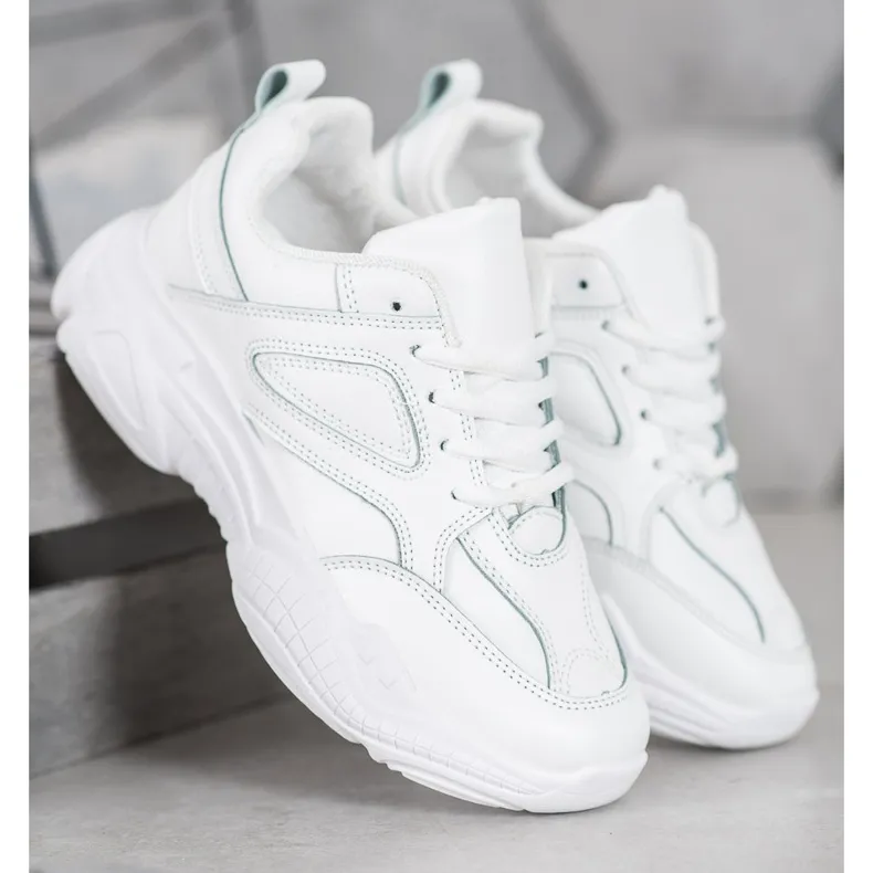 KLASSIEKE WITTE MCKEYLORSNEAKERS