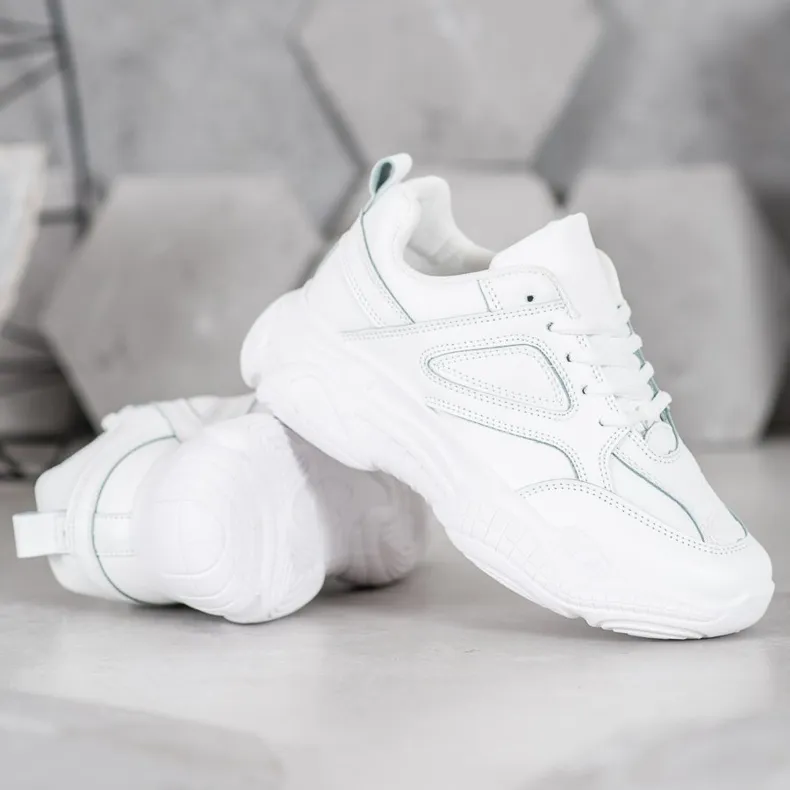 KLASSIEKE WITTE MCKEYLORSNEAKERS