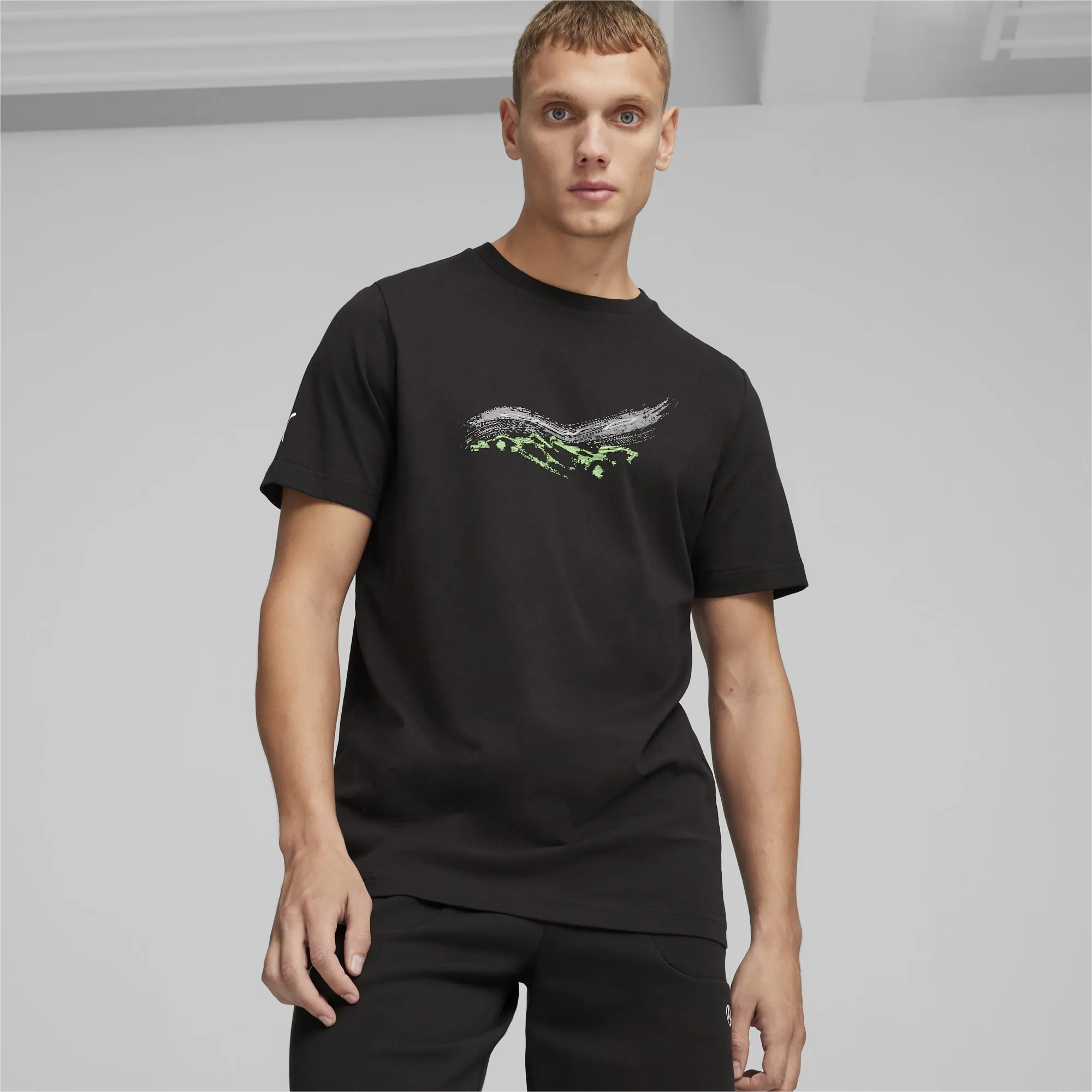 MERCEDESAMG PETRONAS MOTORSPORT ESS CAR MEN'S GRAPHIC TEE