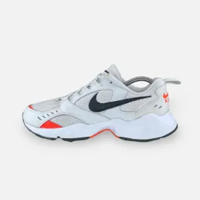 NIKE AIR HEIGHTS -