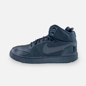 Nike Court Borough Mid Winter -