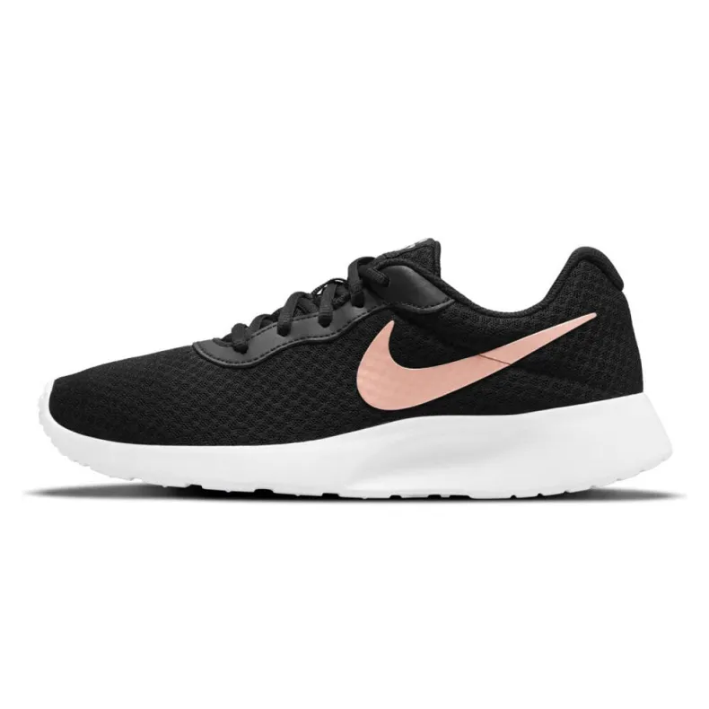 NIKE TANJUN W DJ6257001 SCHOENEN ZWART