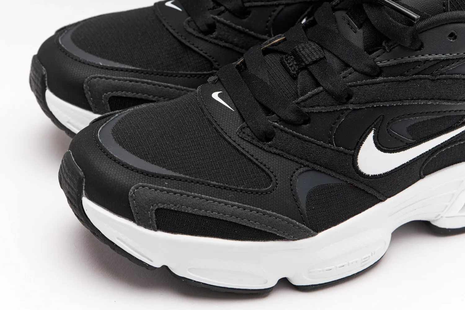 Nike Zoom Air Fire Black/White/Anthracite