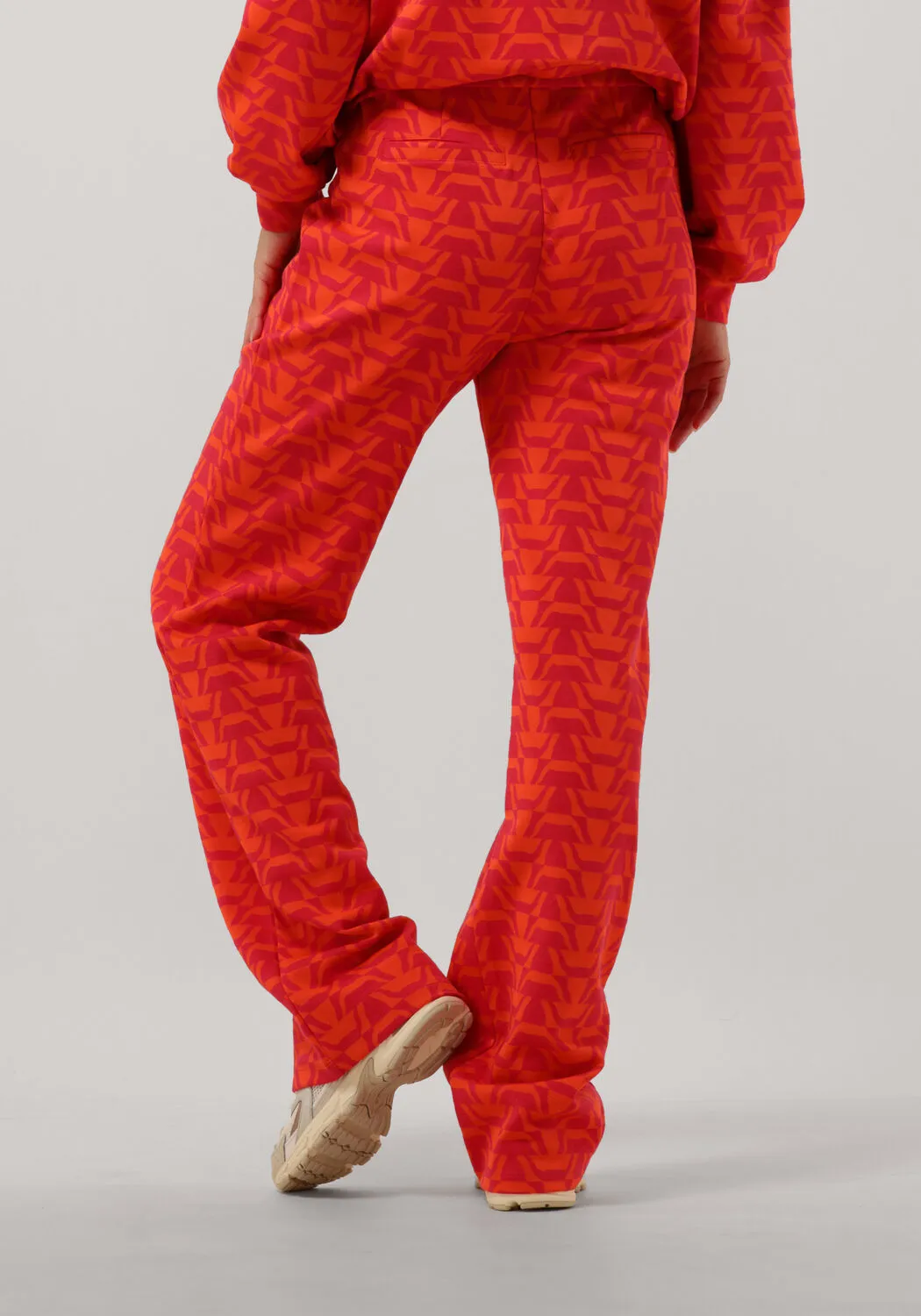 rode alix the label flared broek ladies knitted two tone bull pants