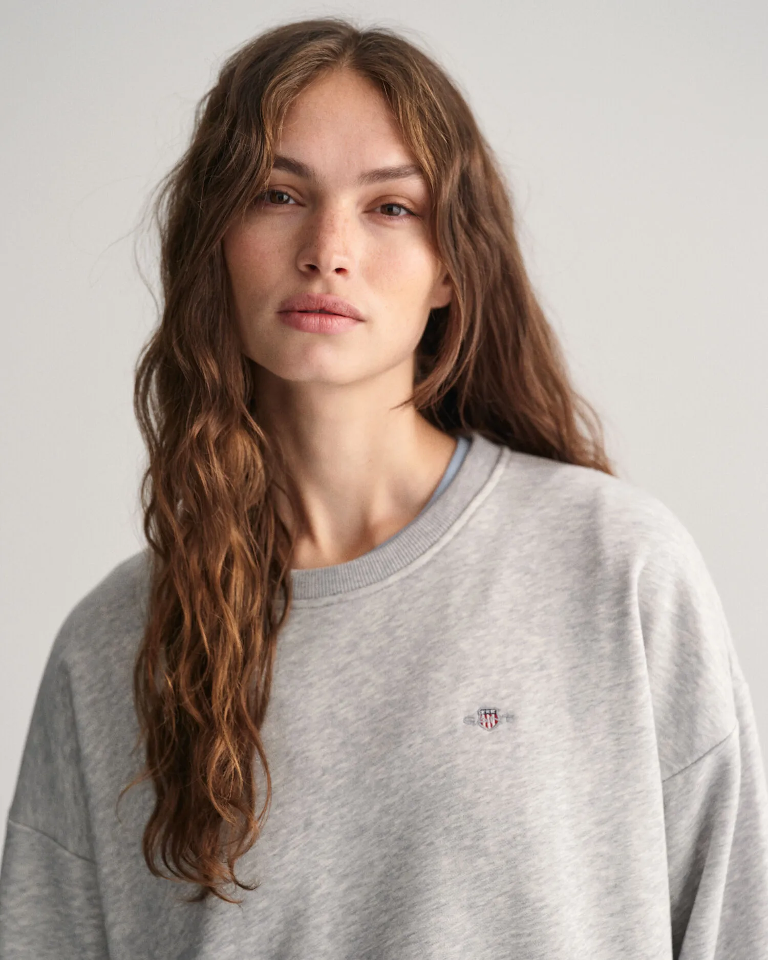 Shield sweatshirt met ronde hals