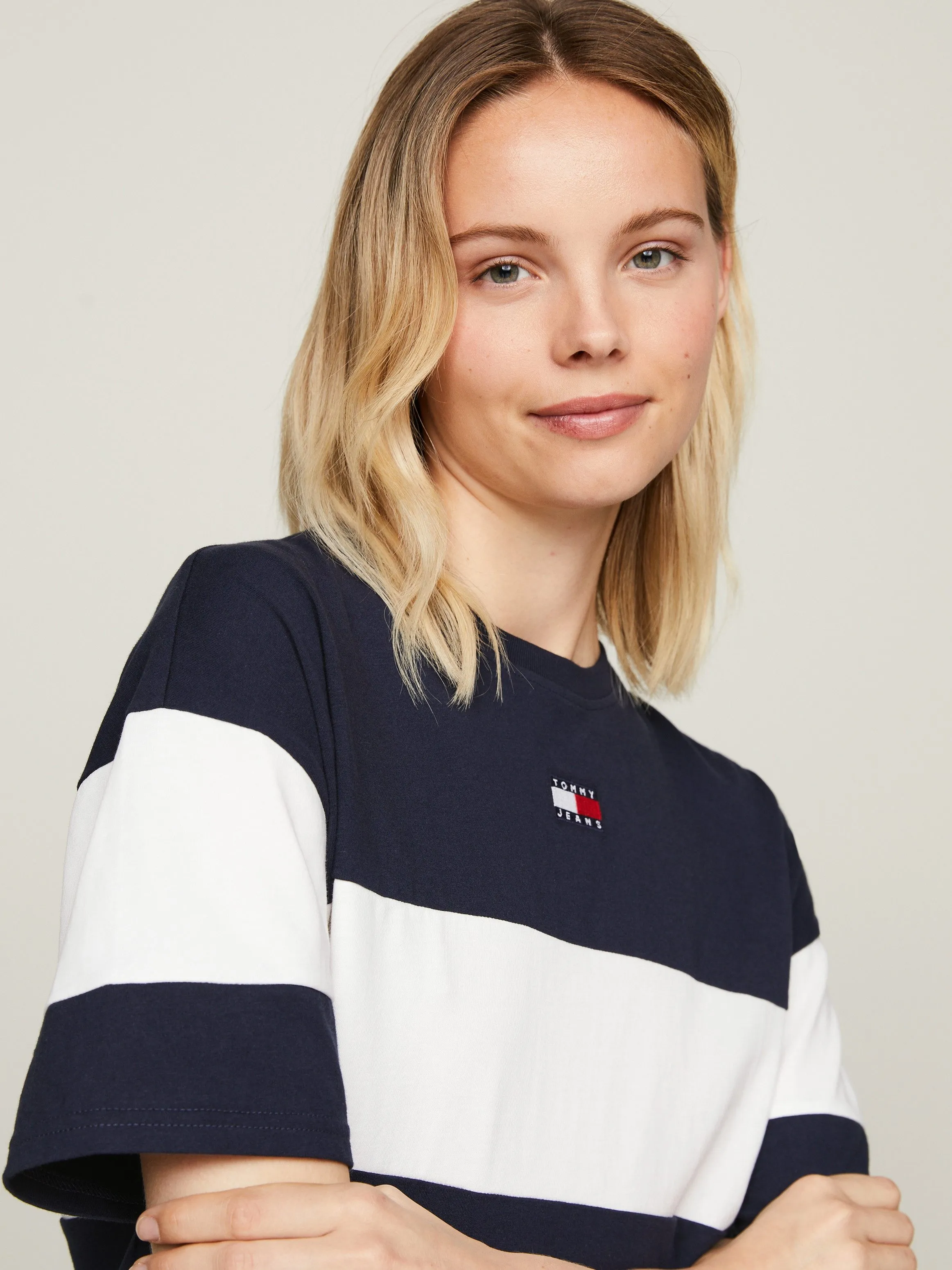 TOMMY JEANS TSHIRT MET TOMMY JEANSMERKLABEL