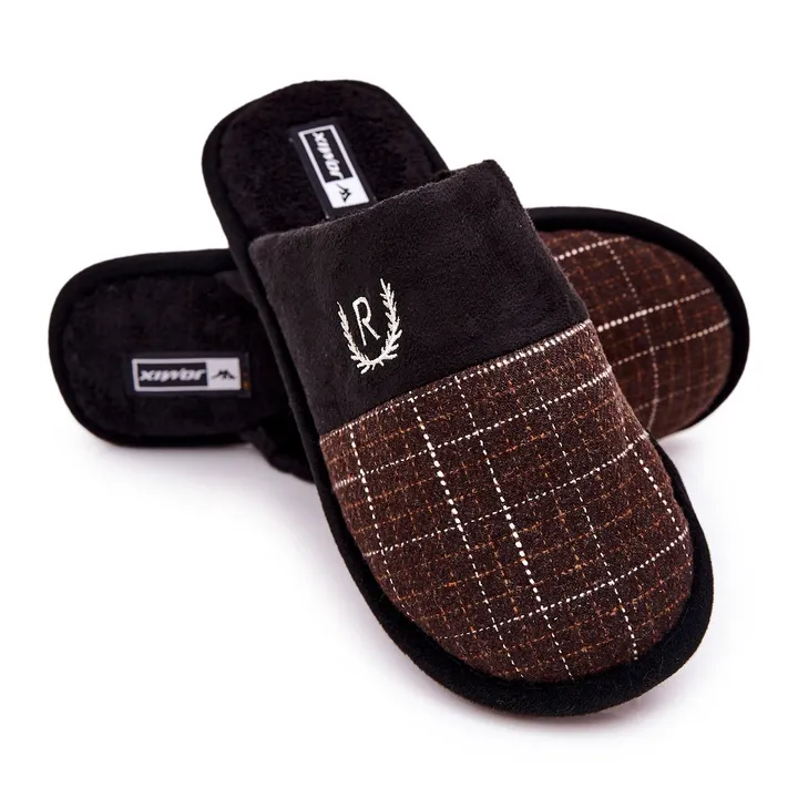 WJ1 Warm bruin geruite pantoffels Blase