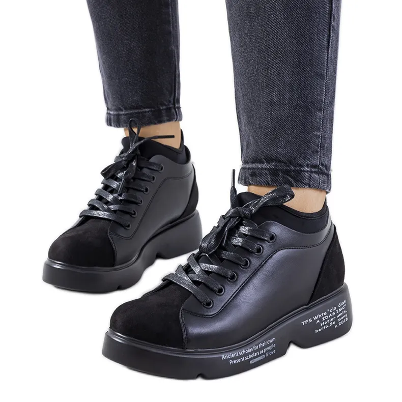 Zwarte sneakers met hoge hakken van Ambly